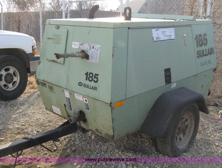 image for item 8148 Sullair 185 mobile compressor