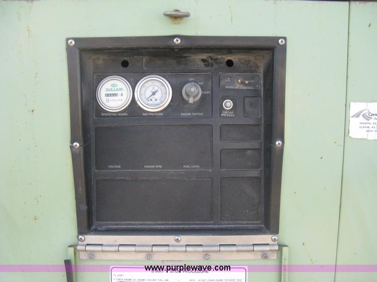 image for item 8148 Sullair 185 mobile compressor