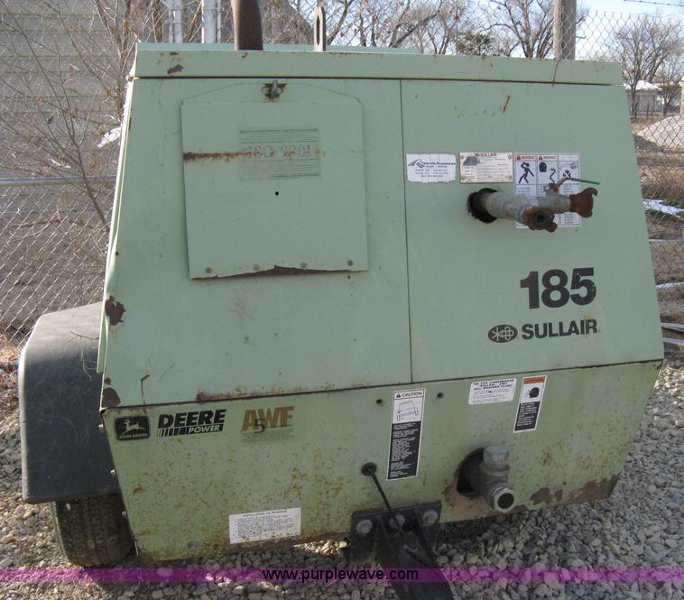 image for item 8148 Sullair 185 mobile compressor
