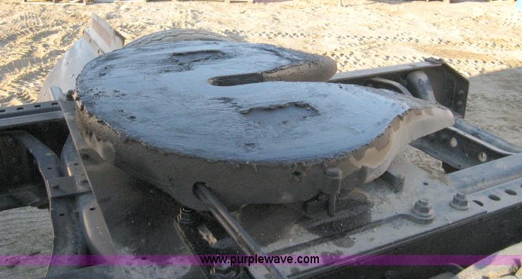 image for item 8149 1995 International 4700 single axle semi truck