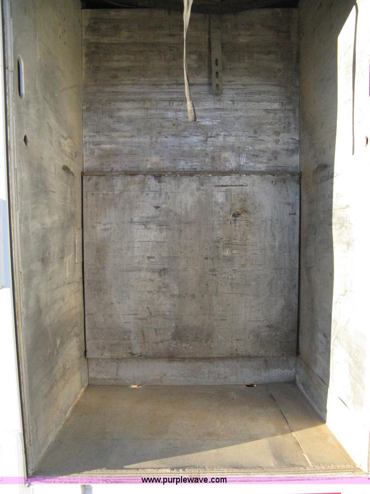 image for item 8150 1981 Hackney & Sons beverage trailer