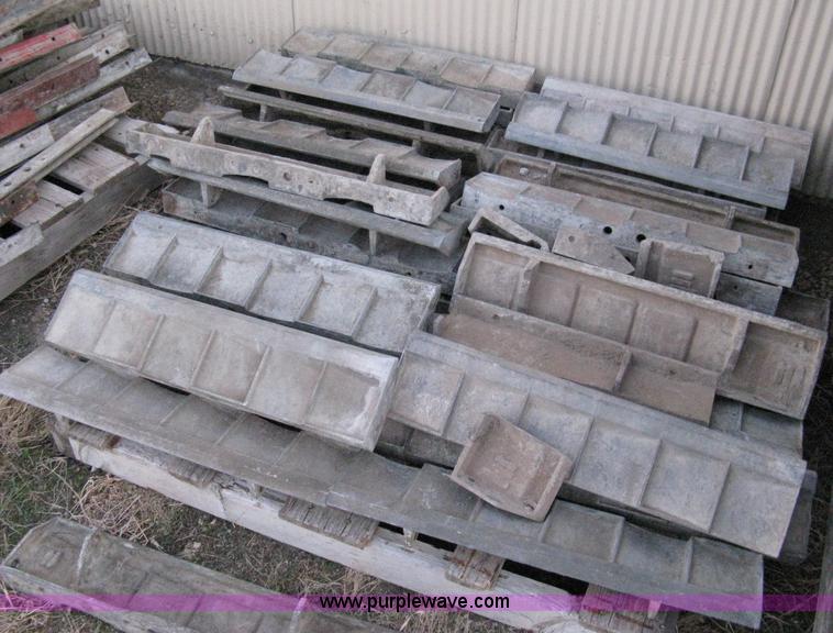 image for item 8161 Con-tech cast aluminum concrete forms