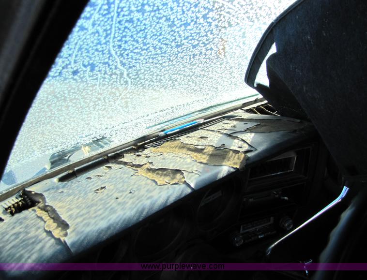 image for item 1501 1985 Chevrolet C10 Custom Deluxe pickup truck