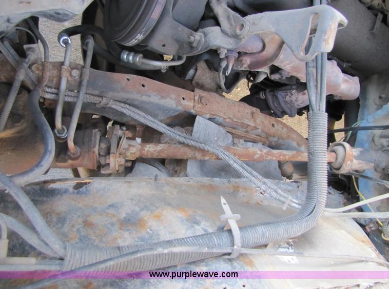 image for item 1501 1985 Chevrolet C10 Custom Deluxe pickup truck