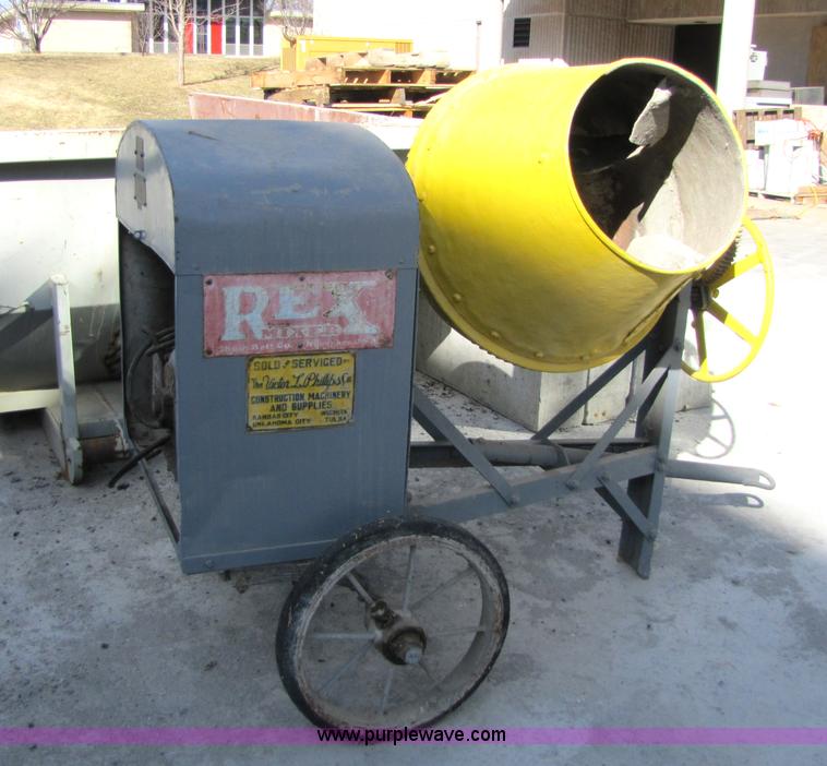 image for item 1509 Rex 3 1/2 - S Mixer concrete mixer