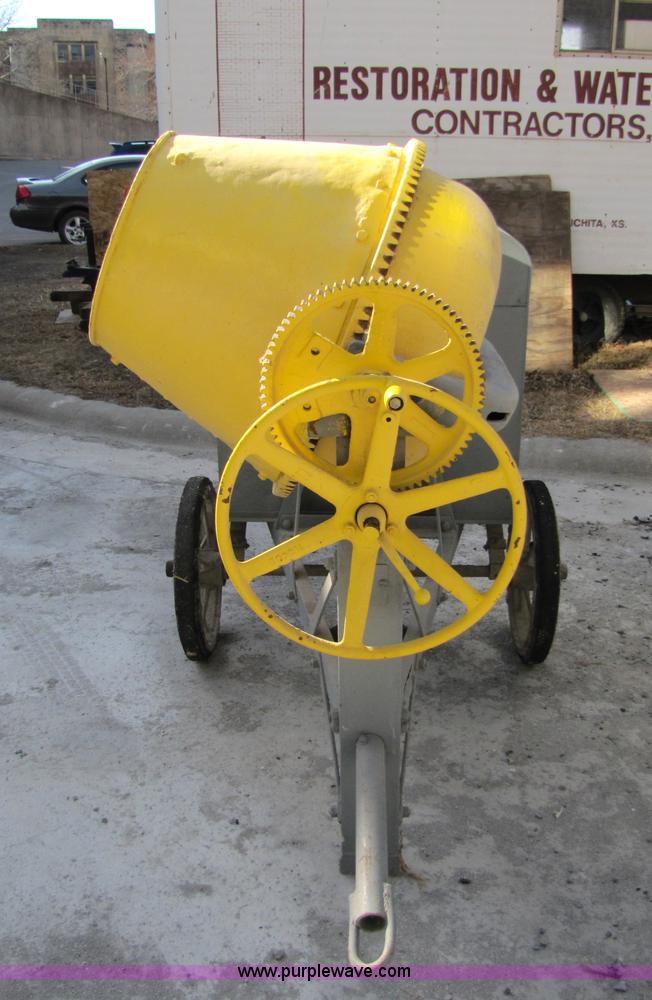 image for item 1509 Rex 3 1/2 - S Mixer concrete mixer