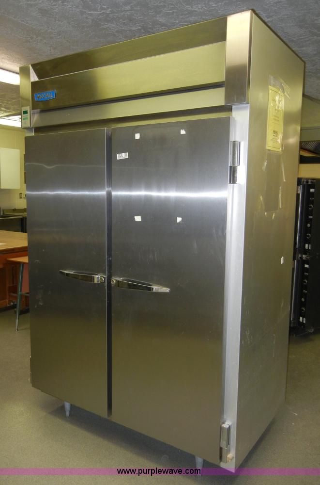 image for item 2239 1992 McCall reach-in cooler