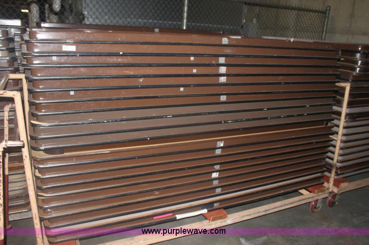 image for item 3246 Approximately 133 tables