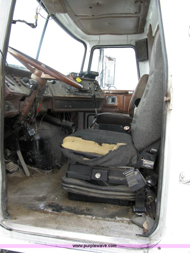 image for item 4010 1984 Volvo WCM dump truck