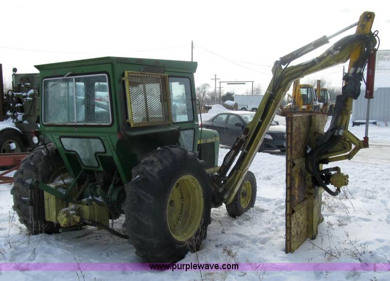 image for item 4011 John Deere 4276DR tractor