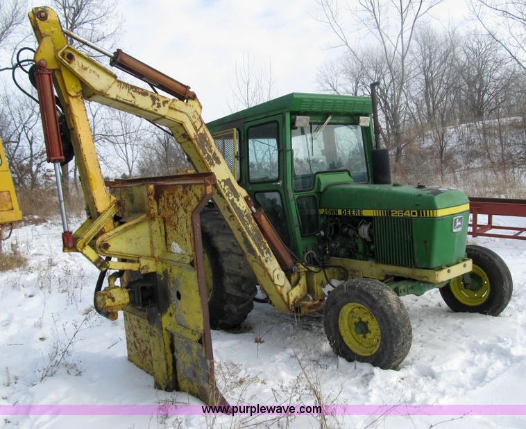 image for item 4011 John Deere 4276DR tractor