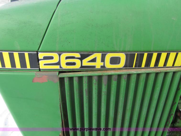 image for item 4011 John Deere 4276DR tractor