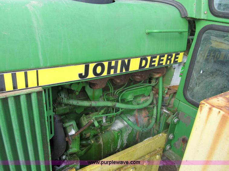 image for item 4011 John Deere 4276DR tractor