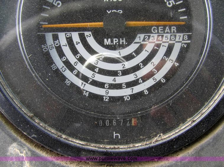 image for item 4011 John Deere 4276DR tractor