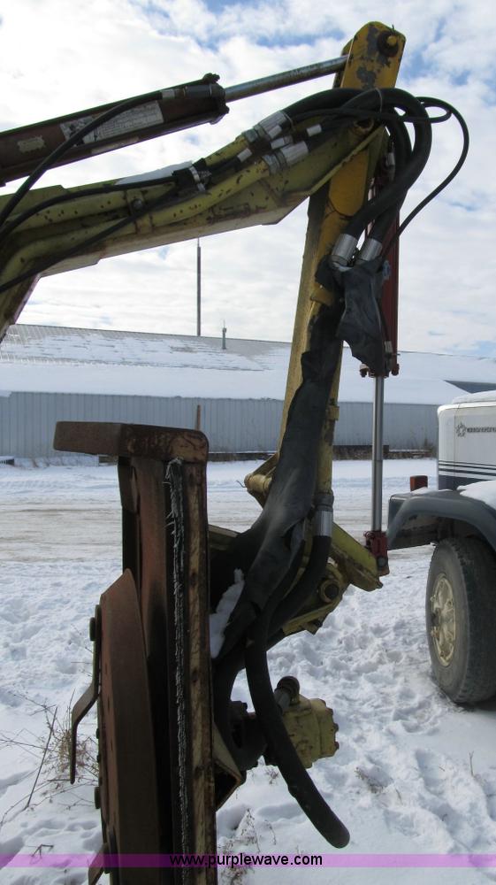 image for item 4011 John Deere 4276DR tractor