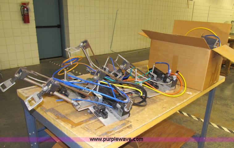 image for item 4037 Miscellaneous items