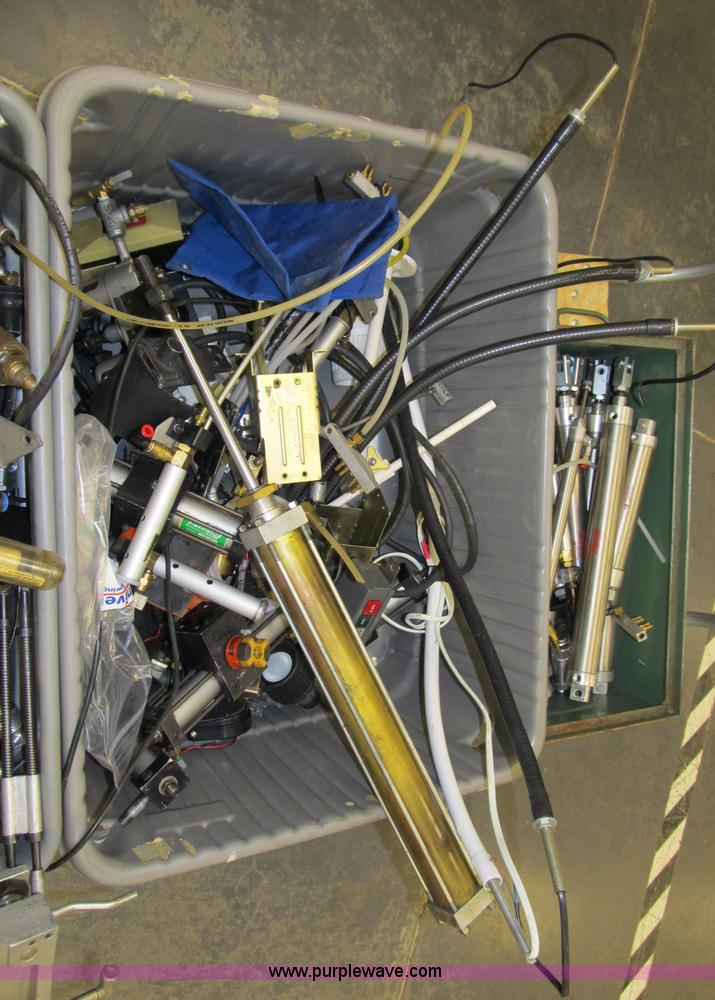 image for item 4037 Miscellaneous items