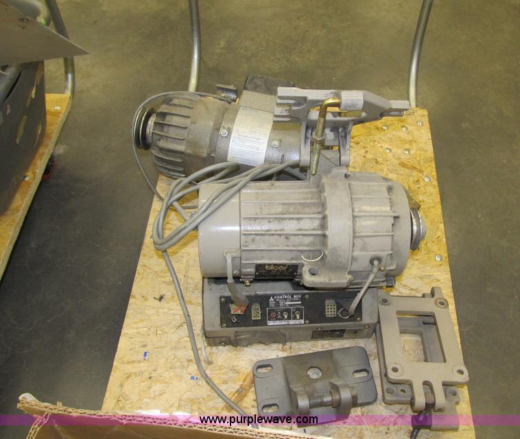 image for item 4038 Assorted electrical