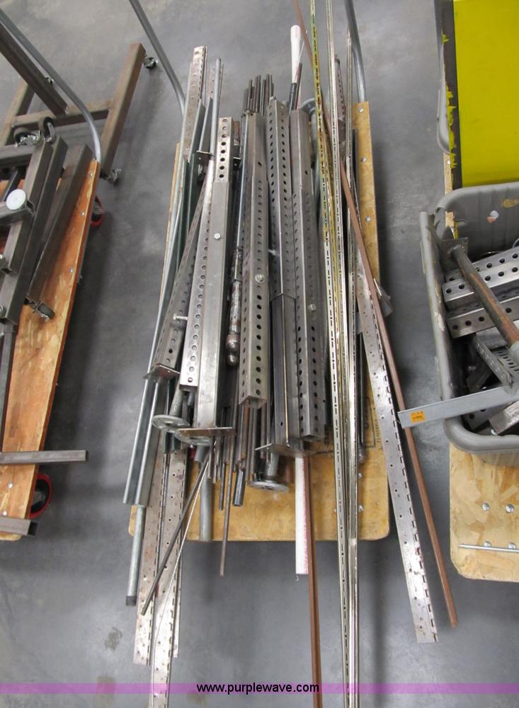 image for item 4038 Assorted electrical