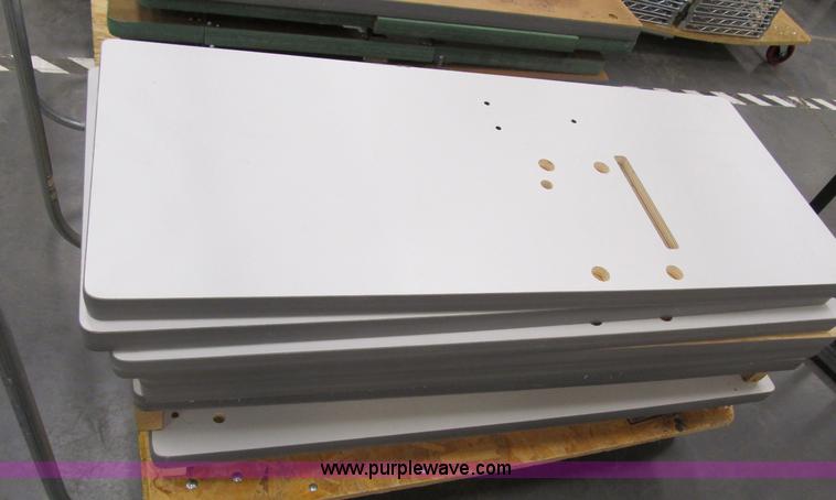 image for item 4038 Assorted electrical