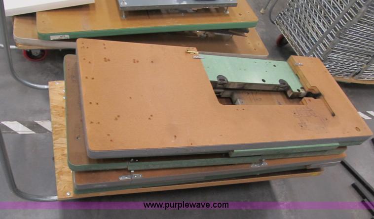 image for item 4038 Assorted electrical