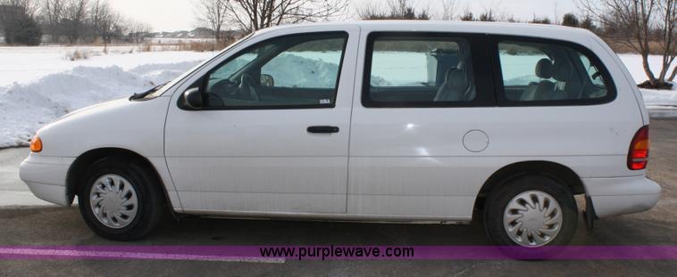 image for item 4770 1998 Ford Windstar mini van