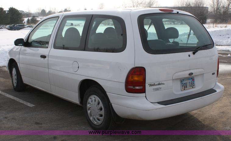 image for item 4770 1998 Ford Windstar mini van