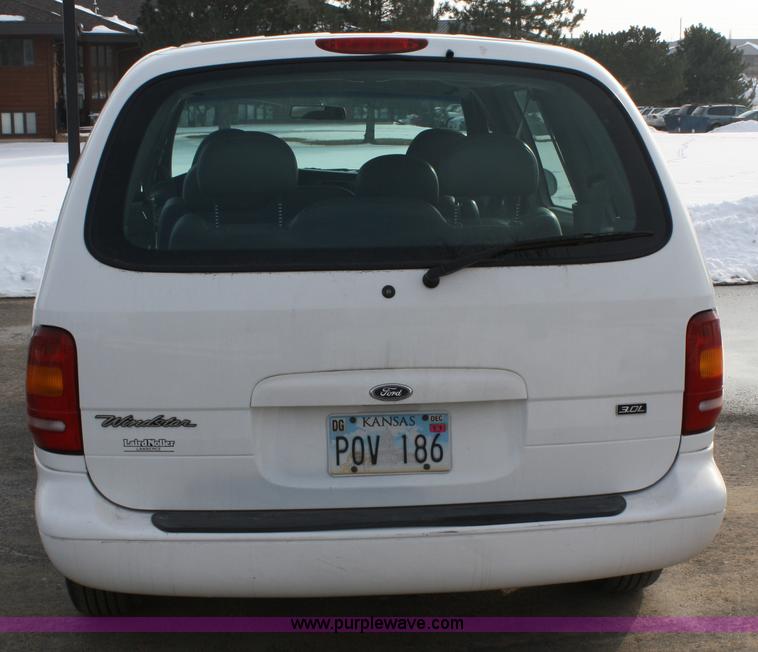 image for item 4770 1998 Ford Windstar mini van