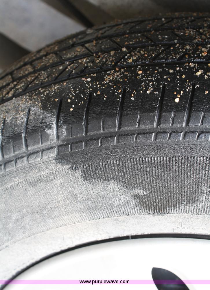 image for item 4770 1998 Ford Windstar mini van