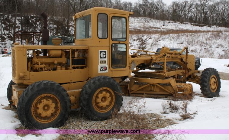 image for item 4798 1967 Caterpillar 120 motor grader