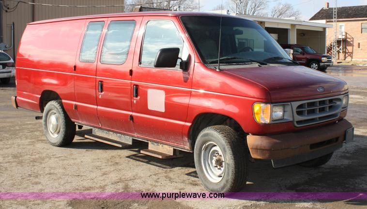 image for item 4979 2001 Ford E250 cargo van