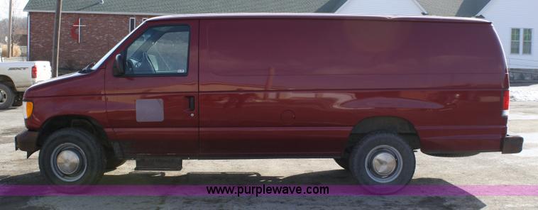 image for item 4979 2001 Ford E250 cargo van