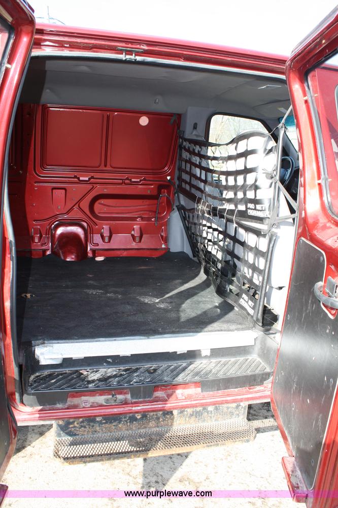 image for item 4979 2001 Ford E250 cargo van