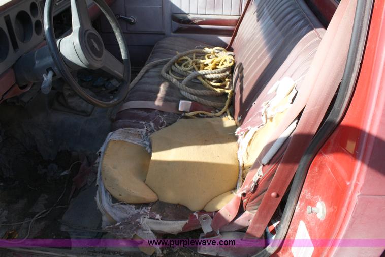 image for item 4984 1984 Chevrolet S-10 pickup truck