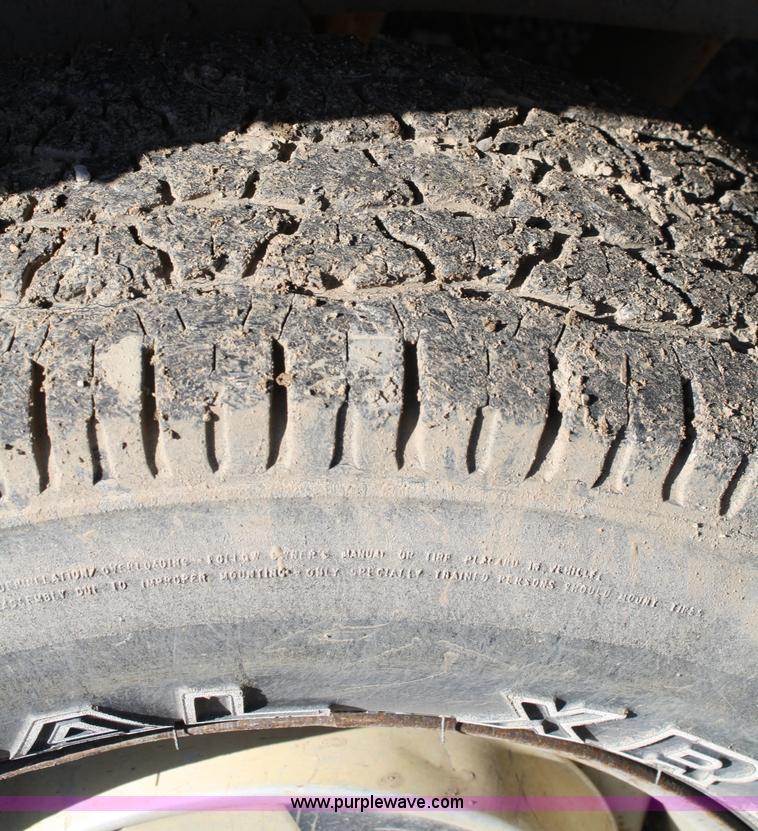 image for item 4984 1984 Chevrolet S-10 pickup truck