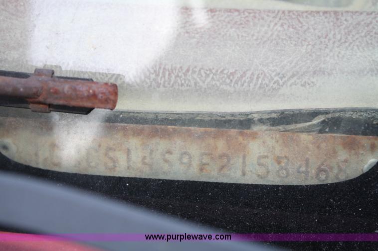 image for item 4984 1984 Chevrolet S-10 pickup truck