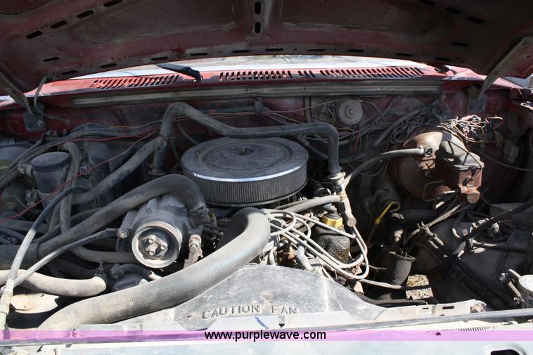 image for item 4991 1986 Ford F250 pickup truck