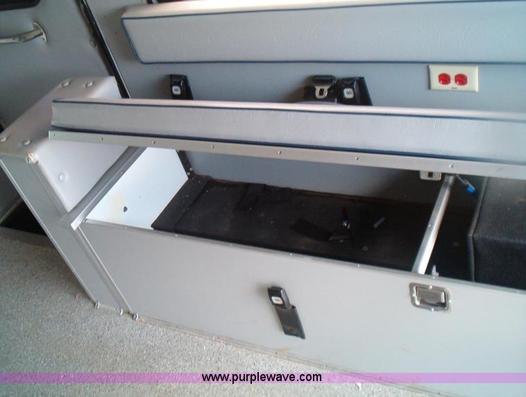 image for item 5128 1996 Ford E350 ambulance