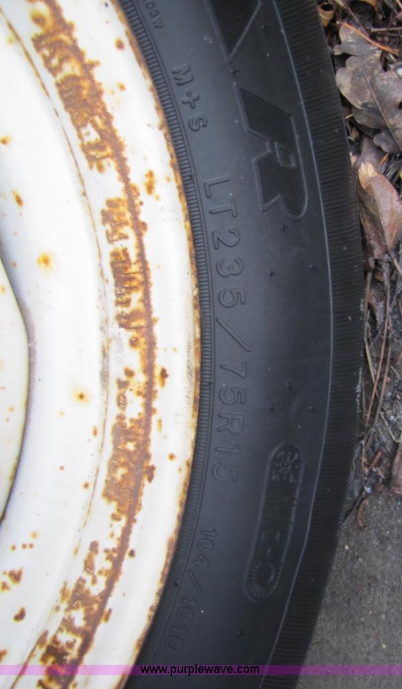 image for item 5155 1988 Dodge Ram D-100 pickup truck