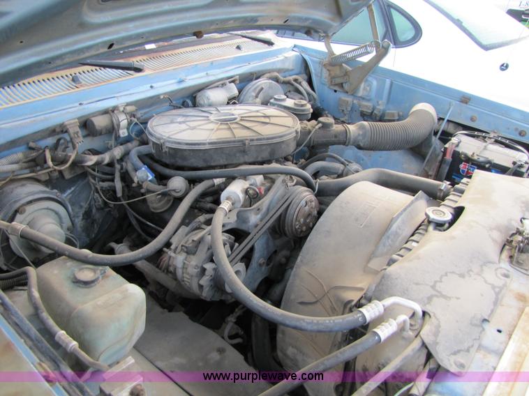 image for item 5155 1988 Dodge Ram D-100 pickup truck