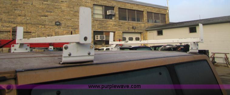 image for item 5157 1989 Chevrolet Astro Van CS safari van