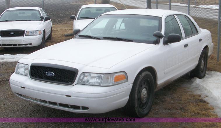 image for item 5179 2007 Ford Crown Victoria Police Interceptor