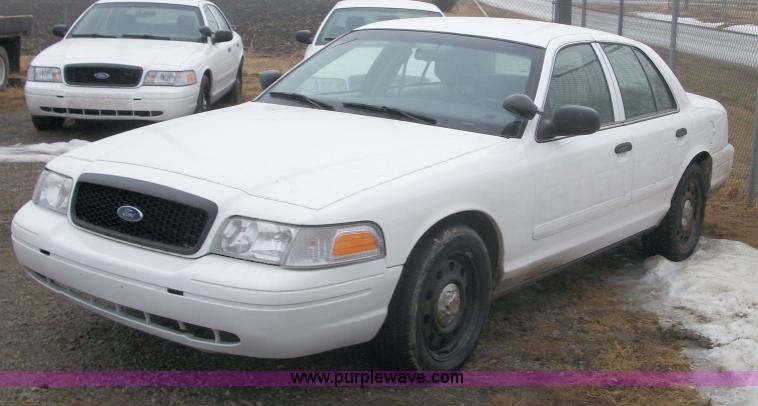 image for item 5179 2007 Ford Crown Victoria Police Interceptor