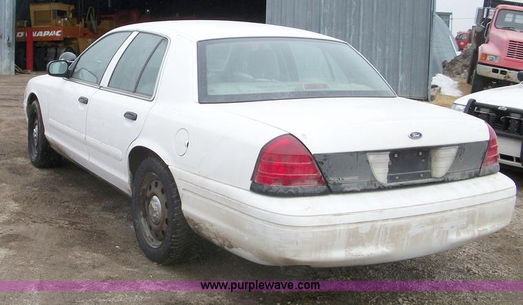 image for item 5179 2007 Ford Crown Victoria Police Interceptor