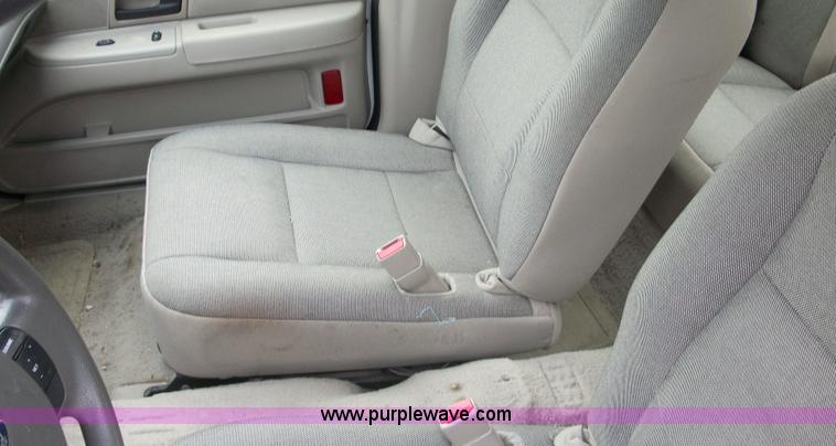 image for item 5179 2007 Ford Crown Victoria Police Interceptor