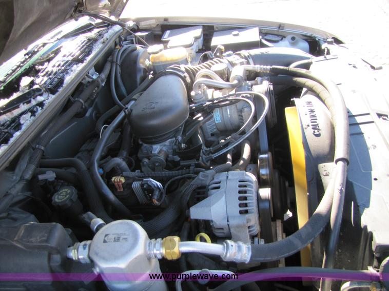 image for item 5180 2000 Oldsmobile Bravada SmartTrak SUV