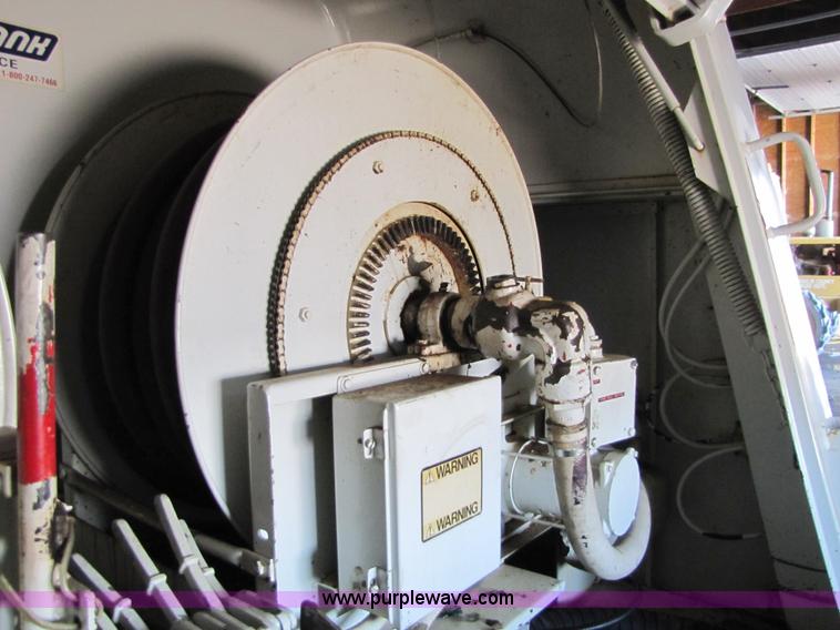 image for item 5310 1991 Progress 80XT 2300 steel tank truck bed