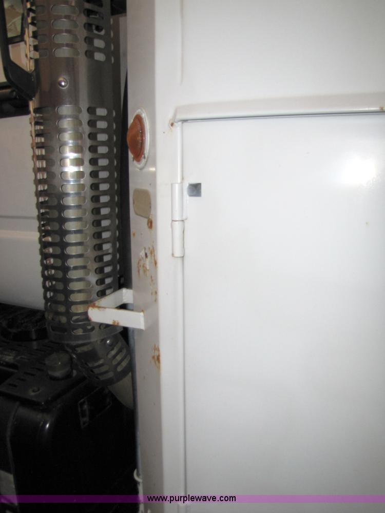 image for item 5310 1991 Progress 80XT 2300 steel tank truck bed