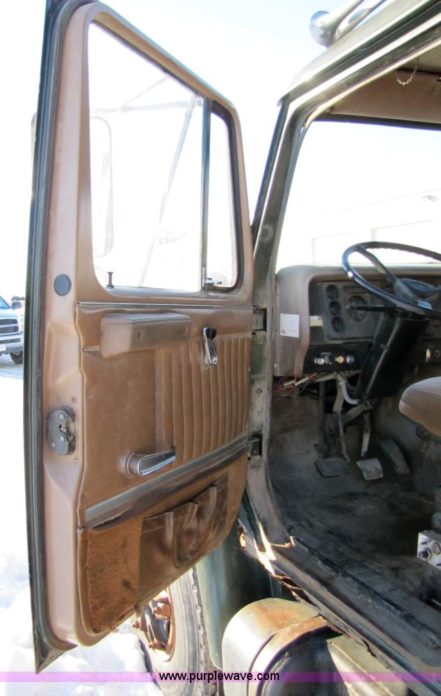 image for item 5311 1984 International 1954 dump truck