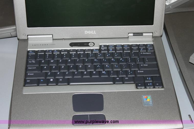 image for item 6093 (21) Dell d505 laptop computers